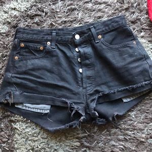 thrifted black Levis